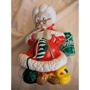 Large Mrs Claus Knitting 13 Inches Hand Painted Ceramic Statue Atlantic Mold